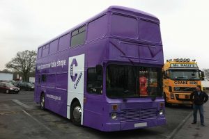 Cencus Bus - full wrap in digitally printed graphics